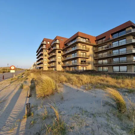 Lägenhet Premium Holidays - Castelli In Front Of The Sea Of Nieuwpoort Koksijde